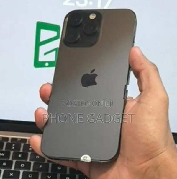 Apple iPhone 16 Pro Max 256GB (Used)