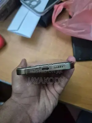 Apple iPhone 16 Pro Max (Used)