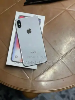 Apple iPhone X 64GB (Used)