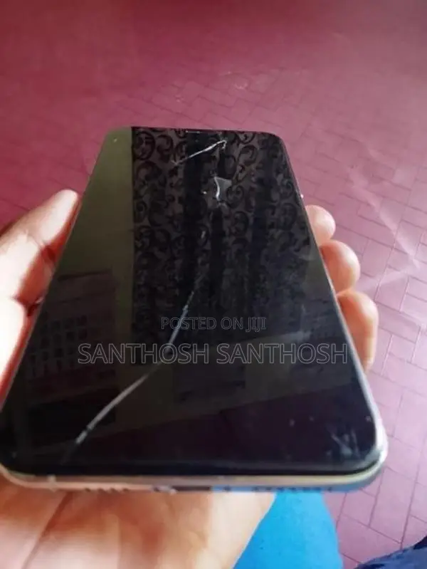 Apple iPhone XS Max (Used)