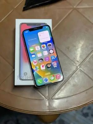 Apple iPhone X 64GB (Used)