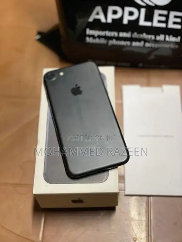 Apple iPhone 7 128GB (Used)