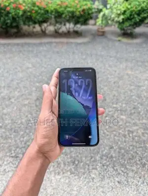 Apple iPhone 14 (Used)