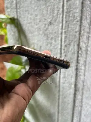 Apple iPhone XS I phone 256gb (Used)