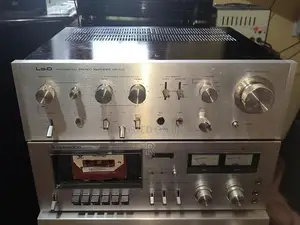 Hitachi Batto Stereo Amplifier