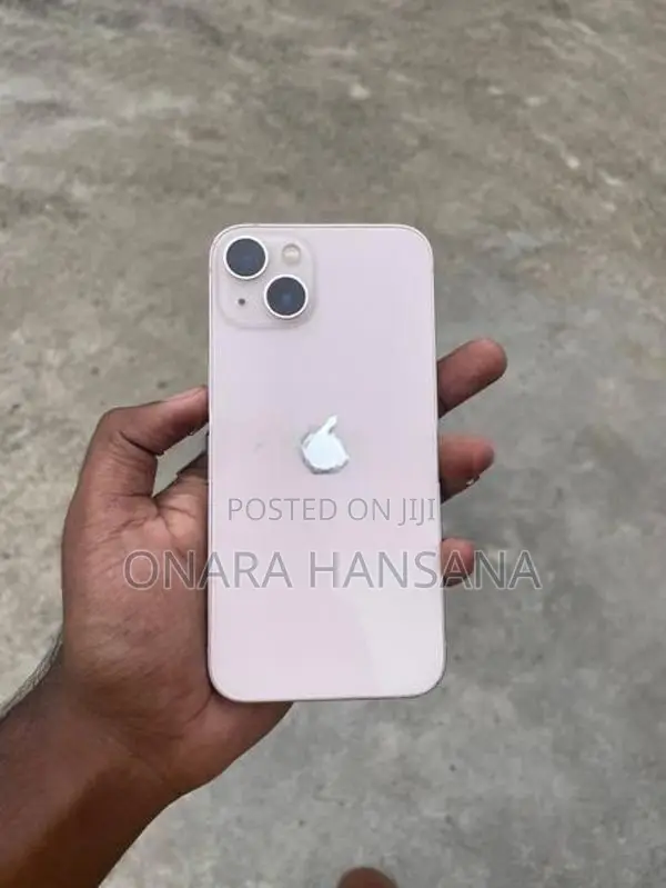 Apple iPhone 13 (Used)