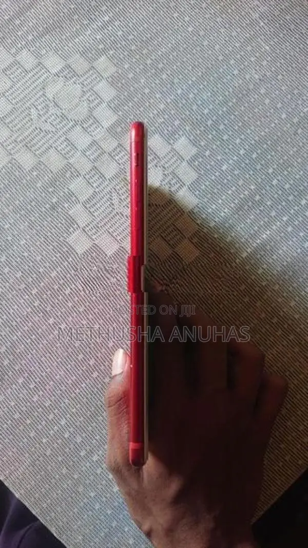 Apple iPhone 7 Plus Red (Used)
