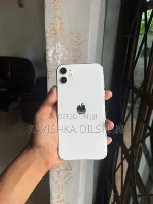 Apple iPhone 11 128GB (Used)