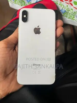 Apple iPhone X (Used)