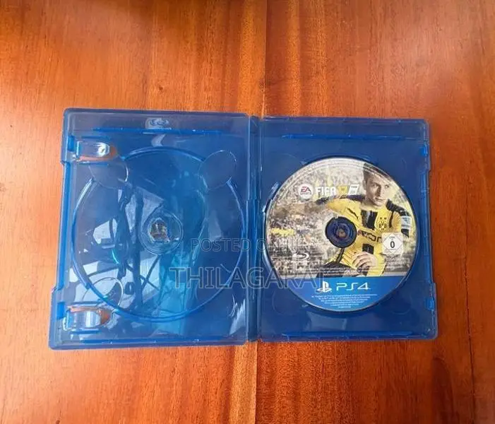 PS4 Game CD – FIFA 17