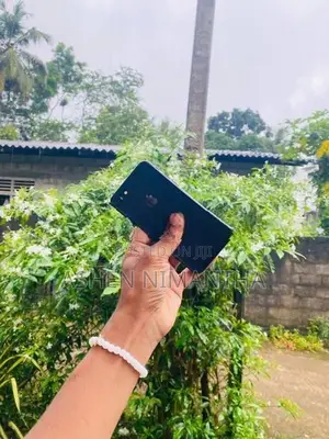 Apple iPhone 7 (Used)