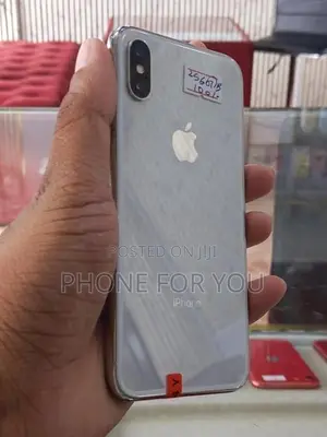 Apple iPhone X (Used)