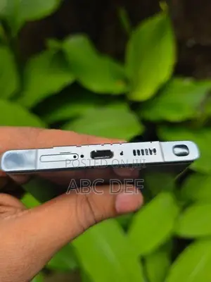Samsung Galaxy S23 Ultra (Used)