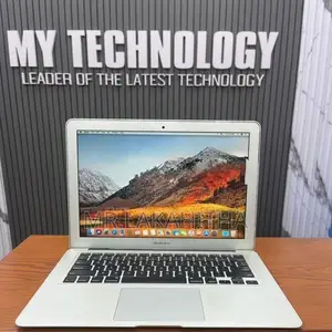 MackBook Air (A1466) | CORE i5|8GB|128GB