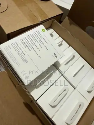 APPLE 20W power adapter