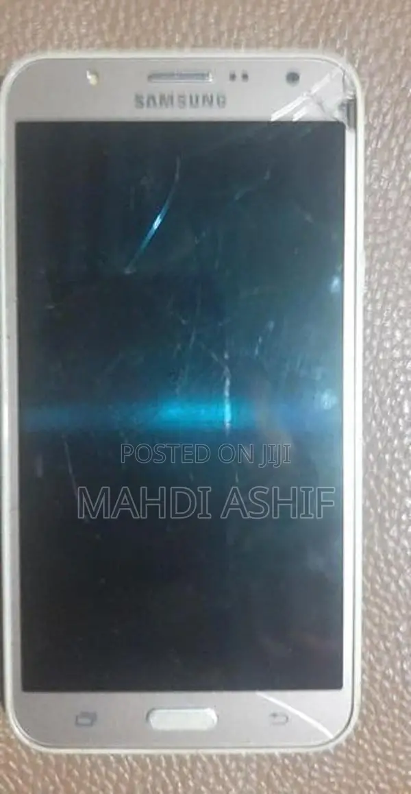Samsung Galaxy J7 (Used)