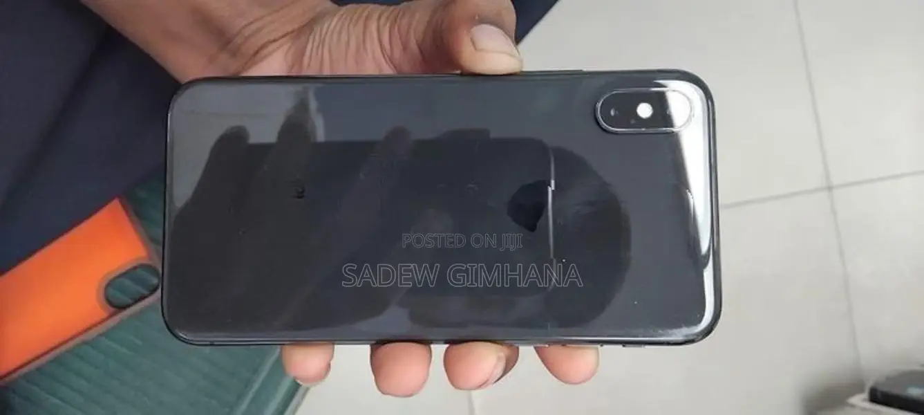 Apple iPhone XS (Used)