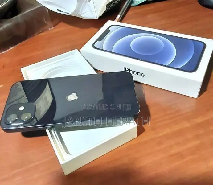Apple iPhone 12 128GB (Used)