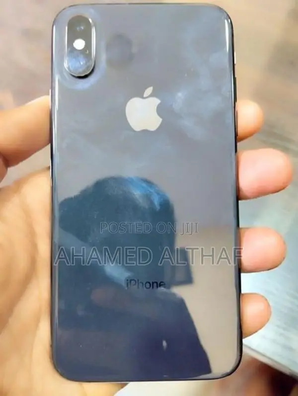 Apple iPhone XS (Used)