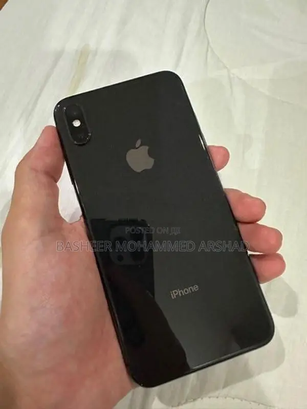 Apple iPhone XS (Used)