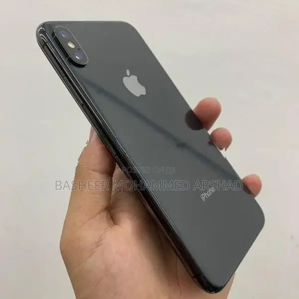 Apple iPhone XS (Used)