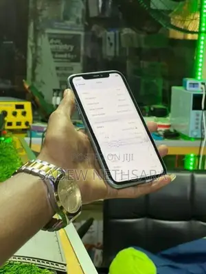 Apple iPhone 11 (Used)