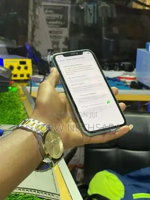 Apple iPhone 11 (Used)