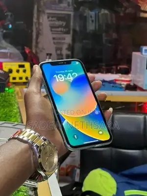 Apple iPhone 11 (Used)