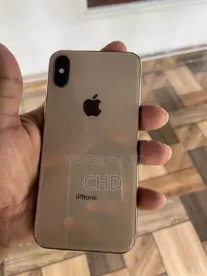 Apple iPhone XS (Used)