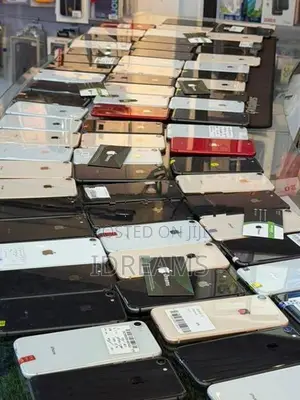 Apple iPhone 8 (Used)