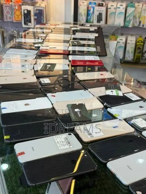Apple iPhone 8 (Used)