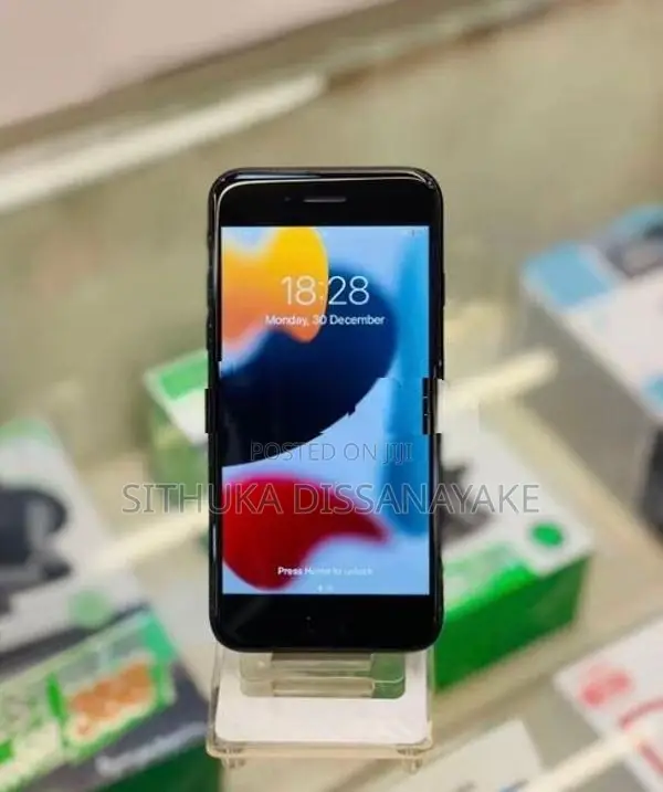Apple iPhone 7 (Used)