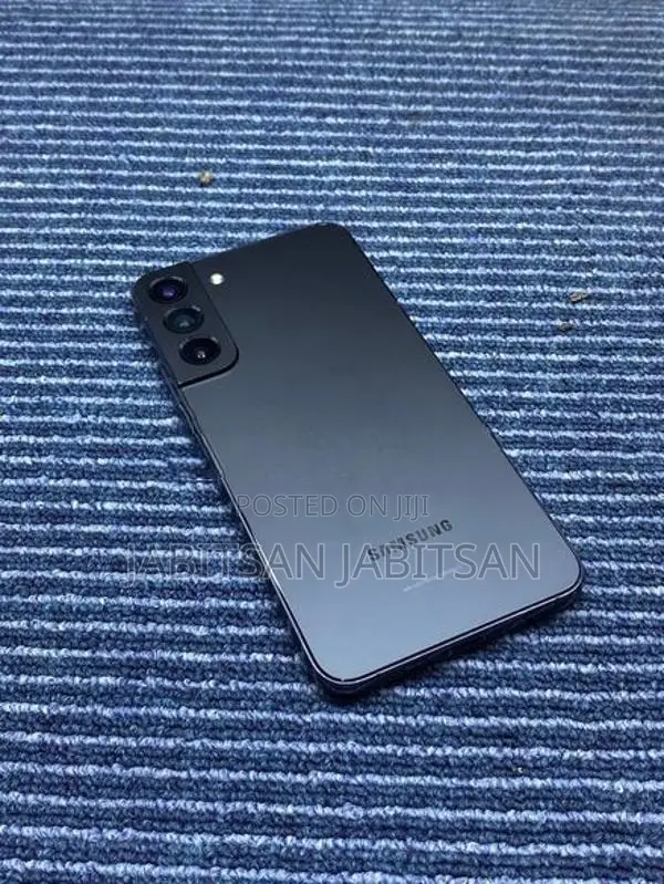 Samsung Galaxy S22+ (Used)