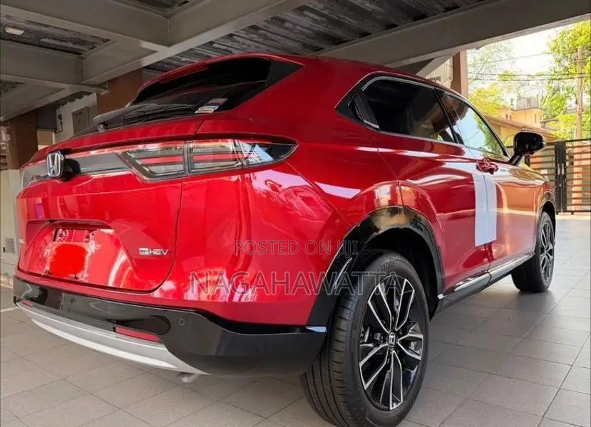 Honda Vezel Z 2025