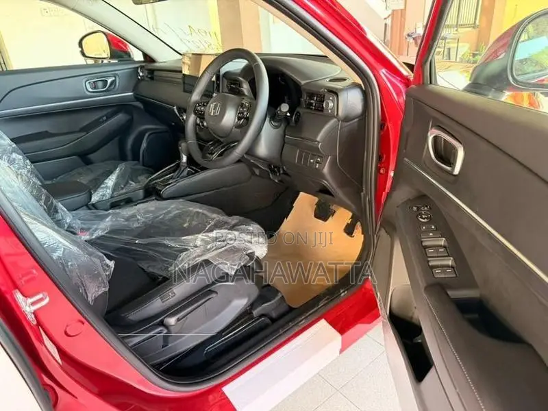 Honda Vezel Z 2025