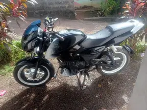 Bajaj Pulsar 180 2007
