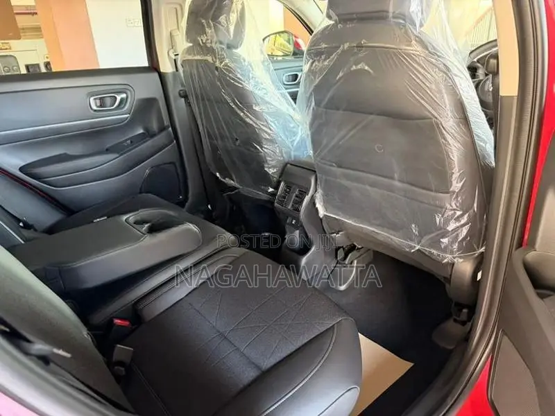 Honda Vezel Z 2025