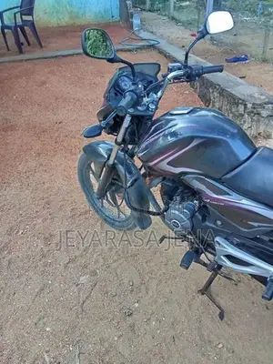 Bajaj Discover 125 2015