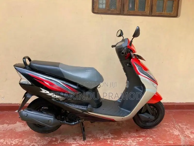 Honda Dio 100 2012