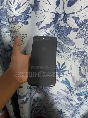 Apple iPhone 8 Plus (Used)