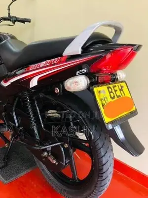 TVS Metro es 2018