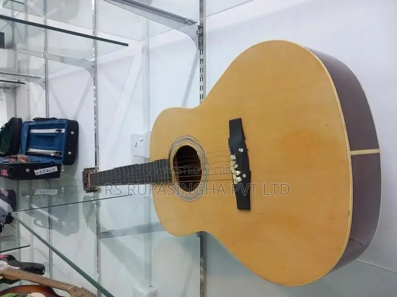 Box Guitar