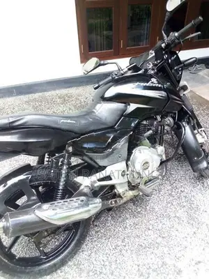 Bajaj Pulsar 150 2015