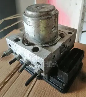 Honda Fit GP5 ABS - Reconditioned