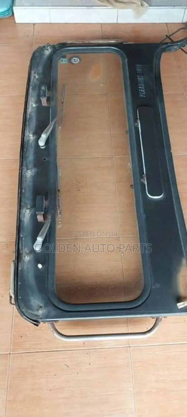 Mitsubishi 4dr5 J54 Jeep Windscreen Frame