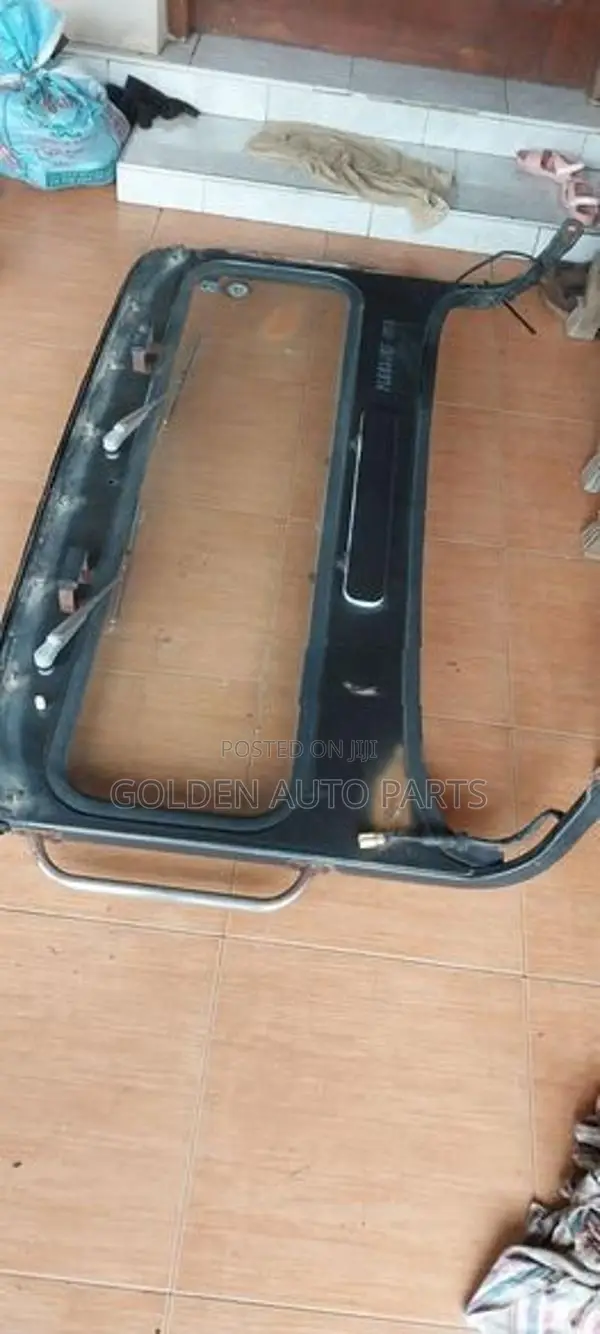Mitsubishi 4dr5 J54 Jeep Windscreen Frame