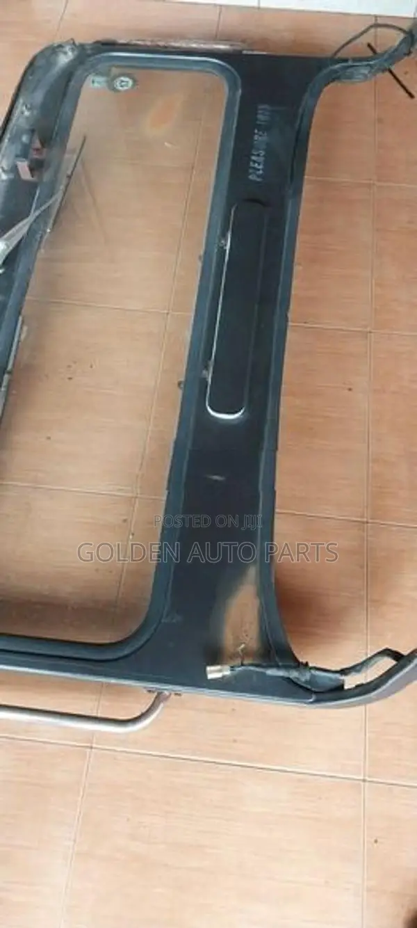 Mitsubishi 4dr5 J54 Jeep Windscreen Frame