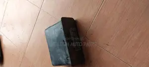 Mitsubishi 4dr5 Jeep Cubehole