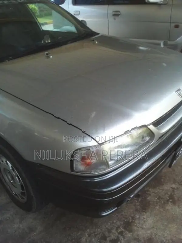 Nissan Wingroad y10 1997