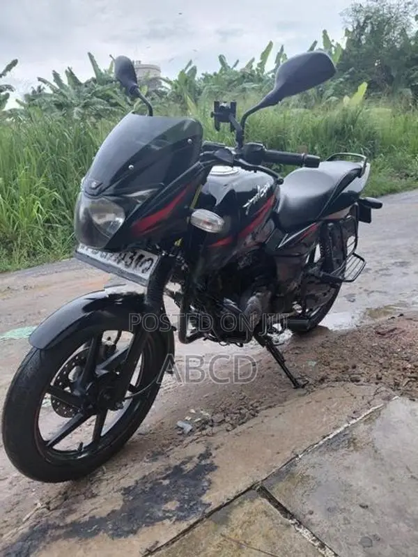 Bajaj Pulsar 150 2018
